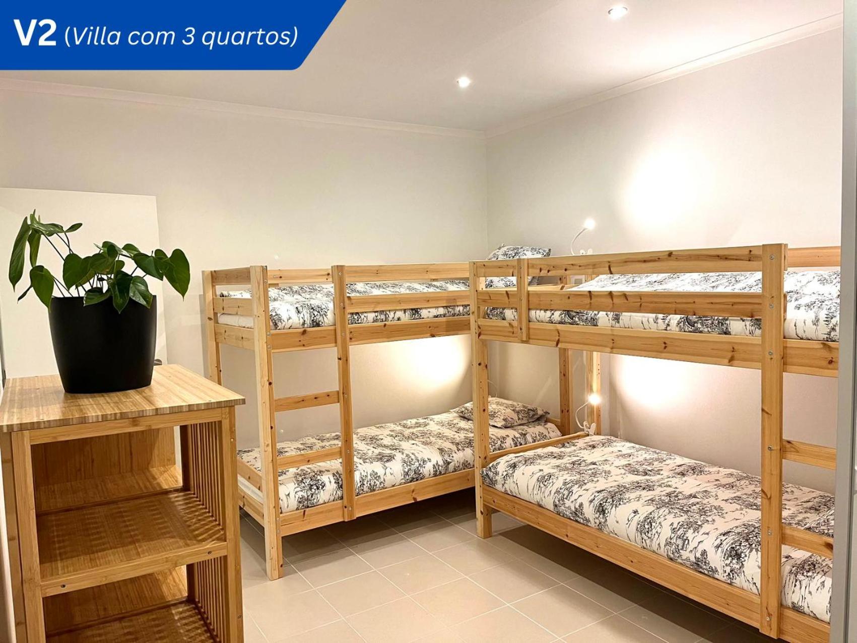 Apartamento W.H.House Atouguia Da Baleia Exterior foto